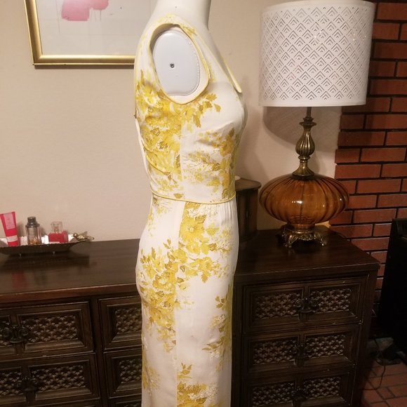Sexy Sixties Style Pencil Dress for Parties - Picture 3 of 13